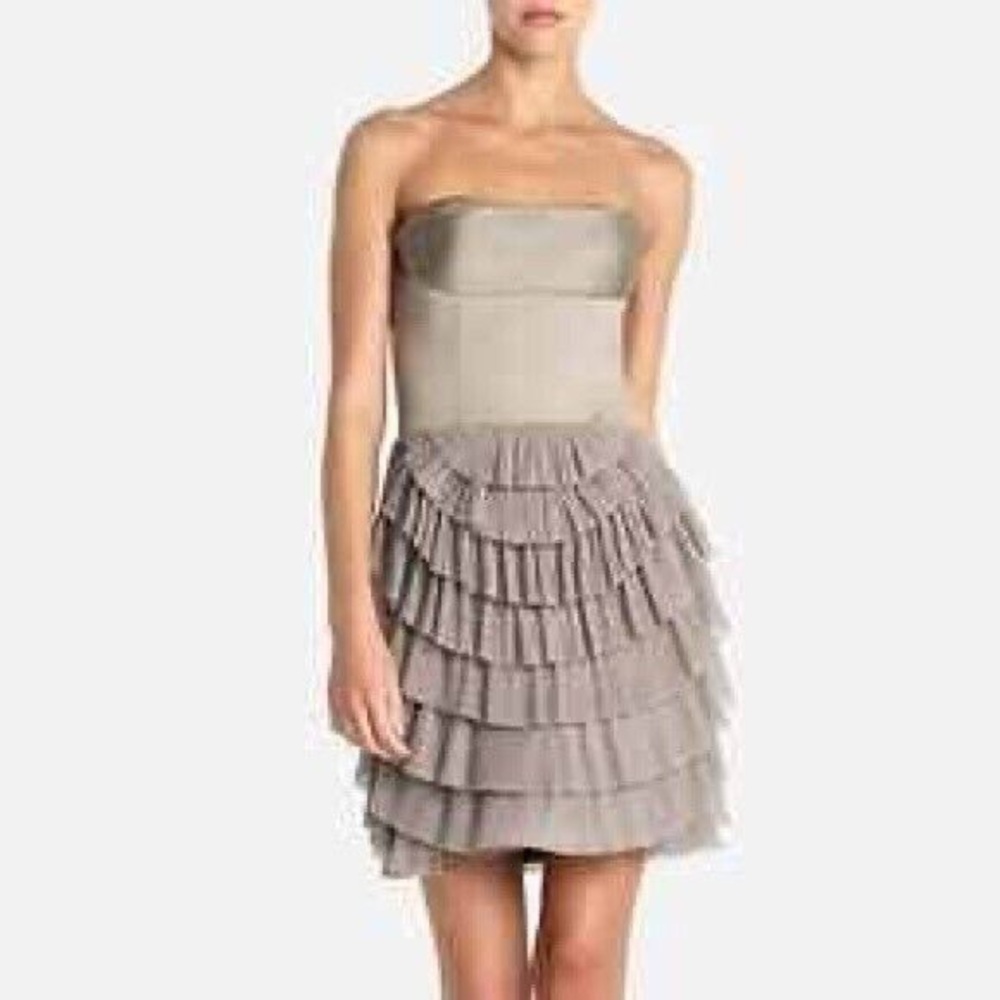 BCBG MAXAZRIA "Jacquier" TIERED TULLE DRESS $348
SIZE 10